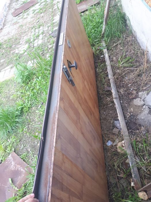 Металлическая дверь утепленная