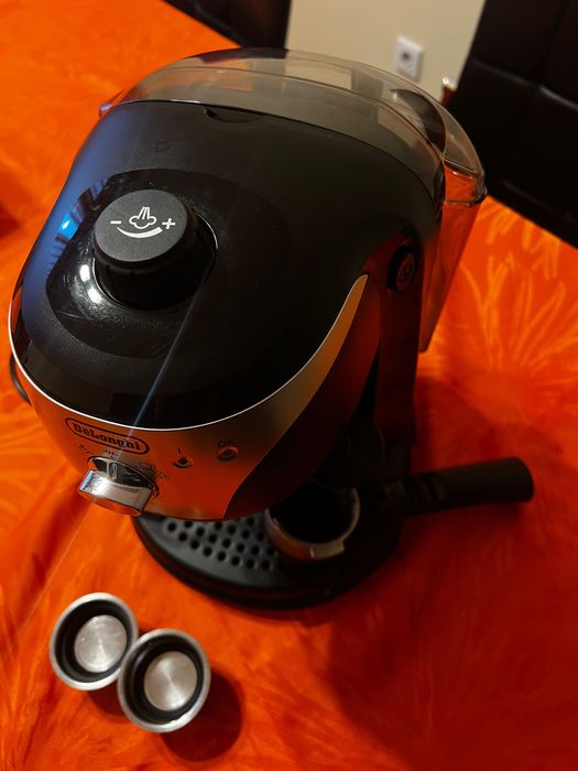 Кафемашина DeLonghi EC221.B