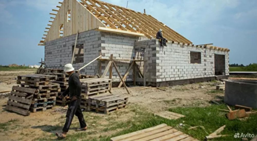 Мы Бригада строителей выполняем все виды строительных работ!
