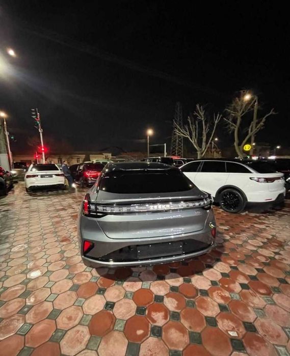 Зеекр 001 описанияни укинг