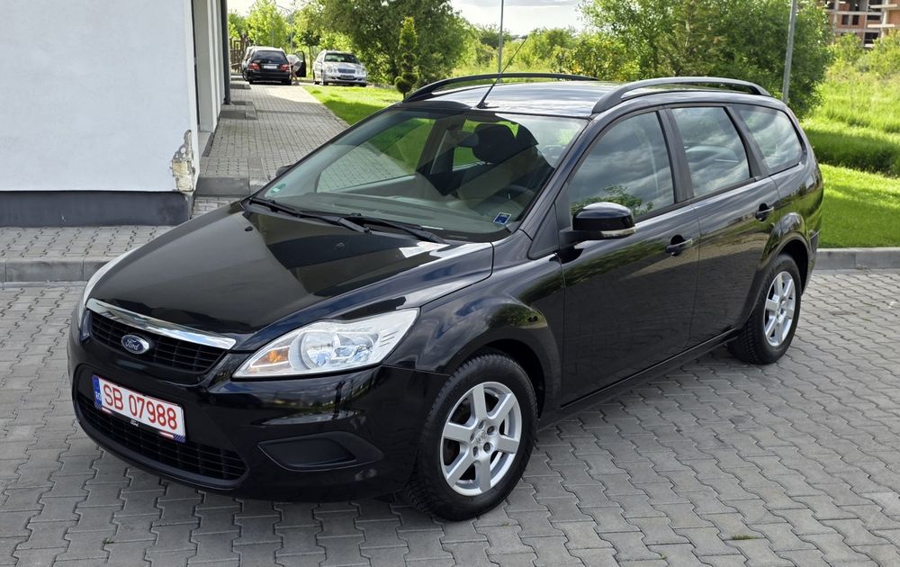FORD Focus 2010 — imagine 3
