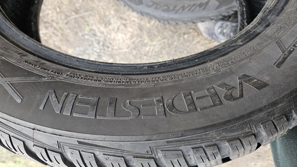 2бр гуми 205 55 16 дот 23 вредещайн vredestein