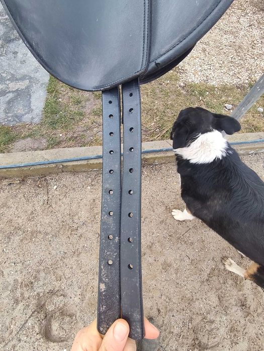 Седло за обездка