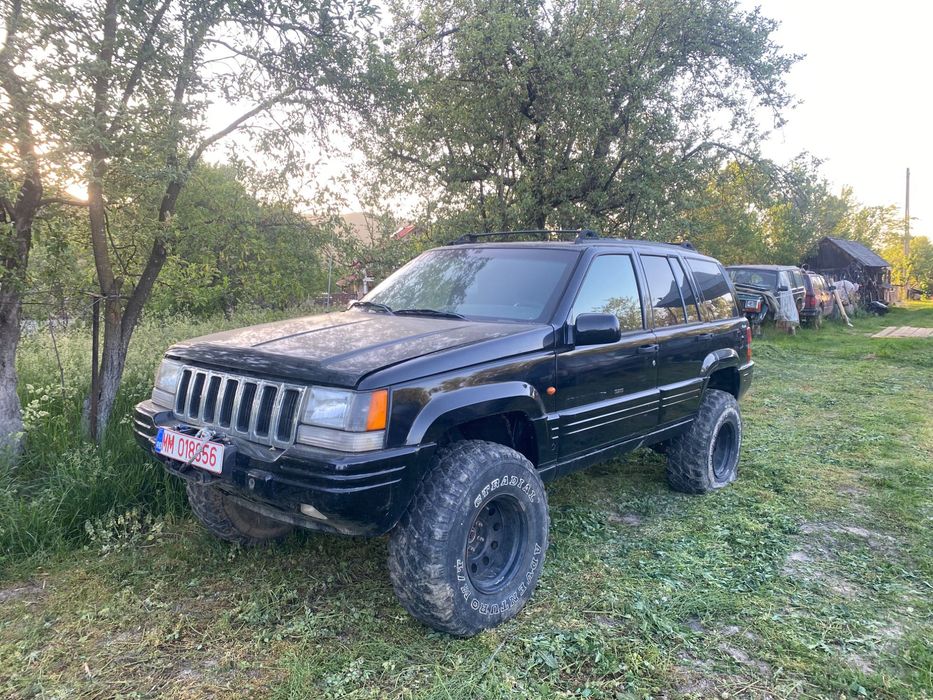 Dezmembrez jeep zj