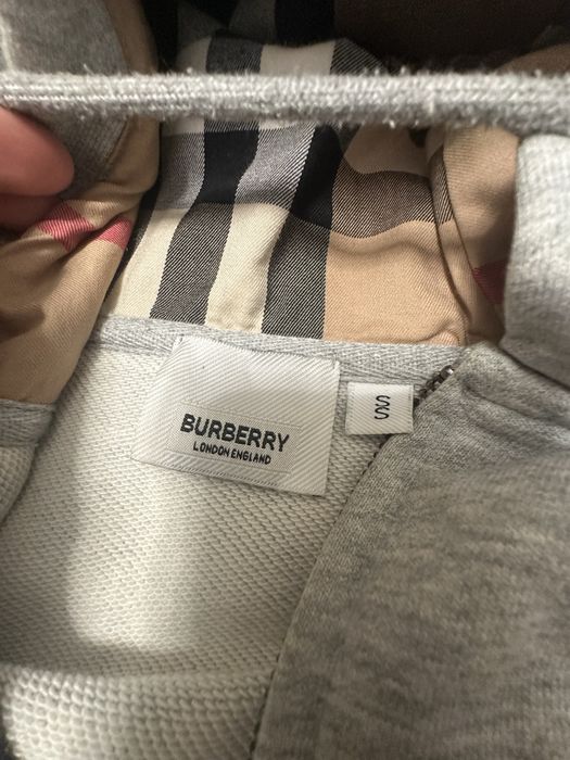 Зипка burberry.
