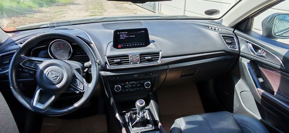 MAZDA 3 2017 — imagine 9
