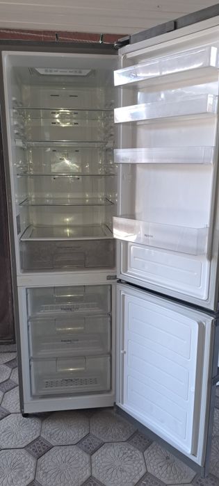 Продам холодильник