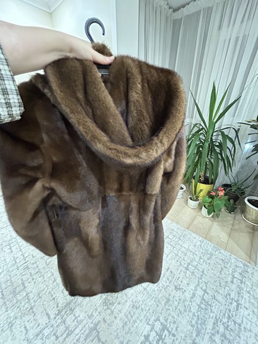 Срочно продам шубу норка