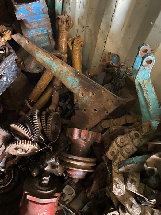 Запчасти на трактора ОПТОМ