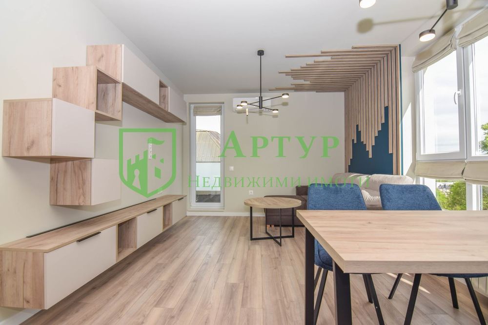 Дава се под наем Тристаен апартамент в София, Кръстова вада - 100 кв.м за 1100 € - Снимка #1