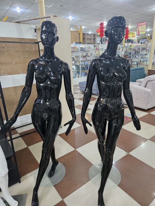 Маникены в отличном состоянии