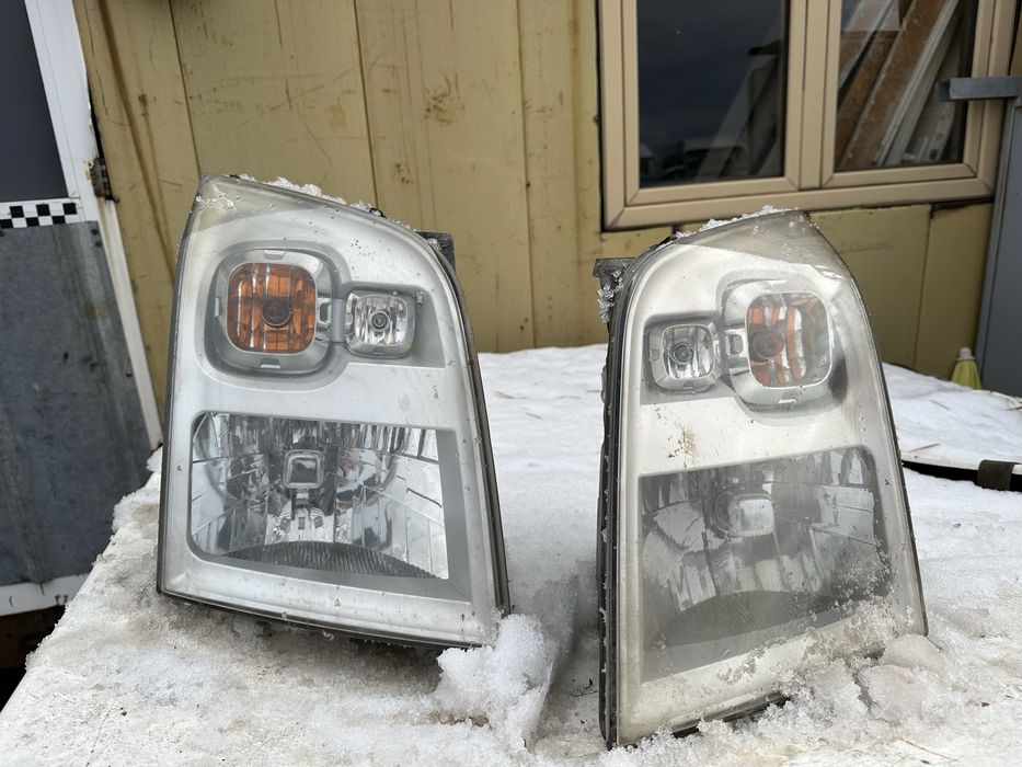 Фарове от Ford Transit 2010 MK7