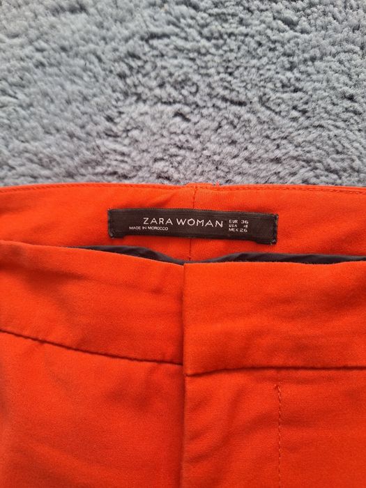 Pantaloni office Zara