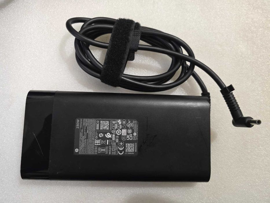Încărcător laptop original HP 19.5V 11.8A 230W Mufă 4.5 x 3.0 mm - Model TPN-DA12