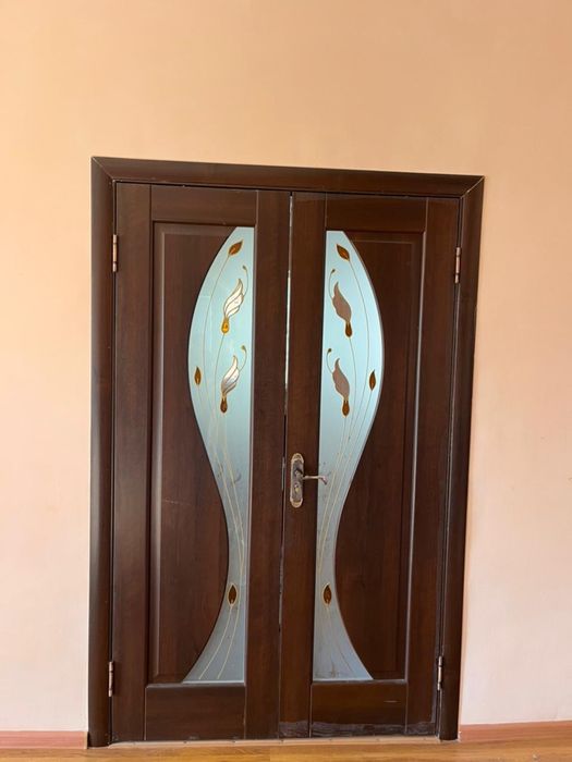 Есиктер двери очень в хорошем состоянии