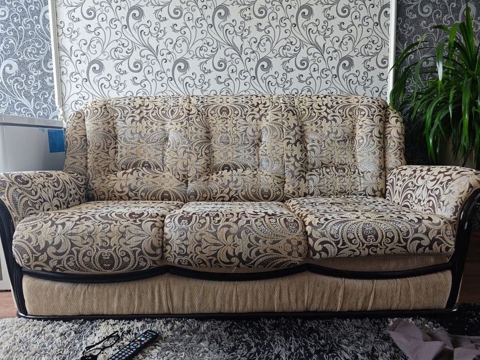 Мягкая мебель, диван