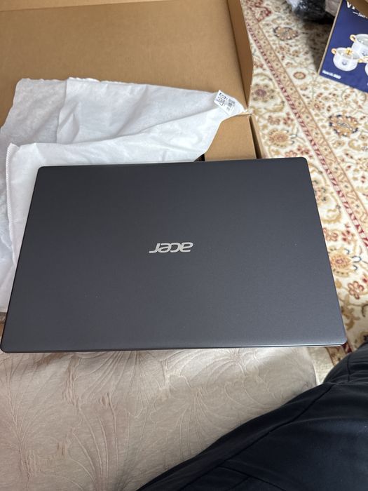 продаеться ноутбук acer aspire 3