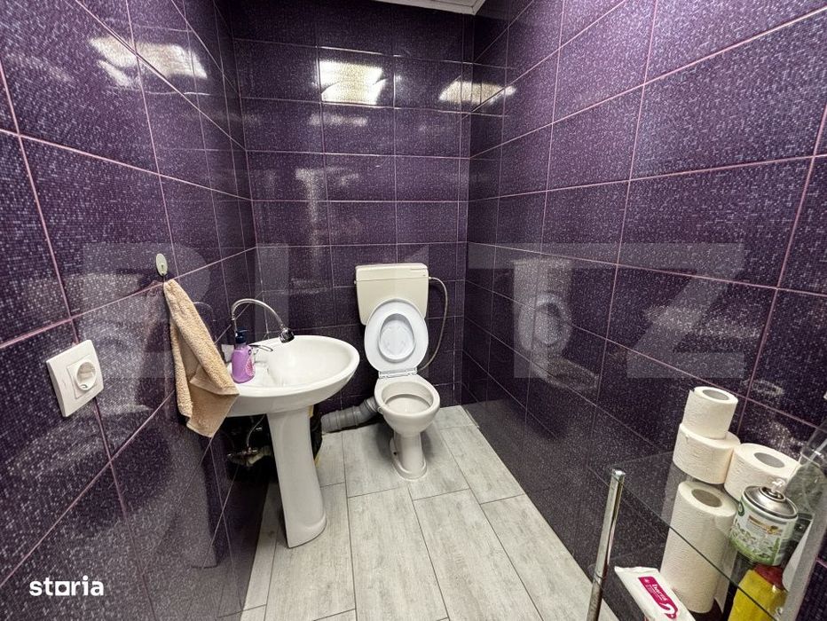 Spatiu comercial, 86 mp utili, vitrina stradala, zona Schmidt