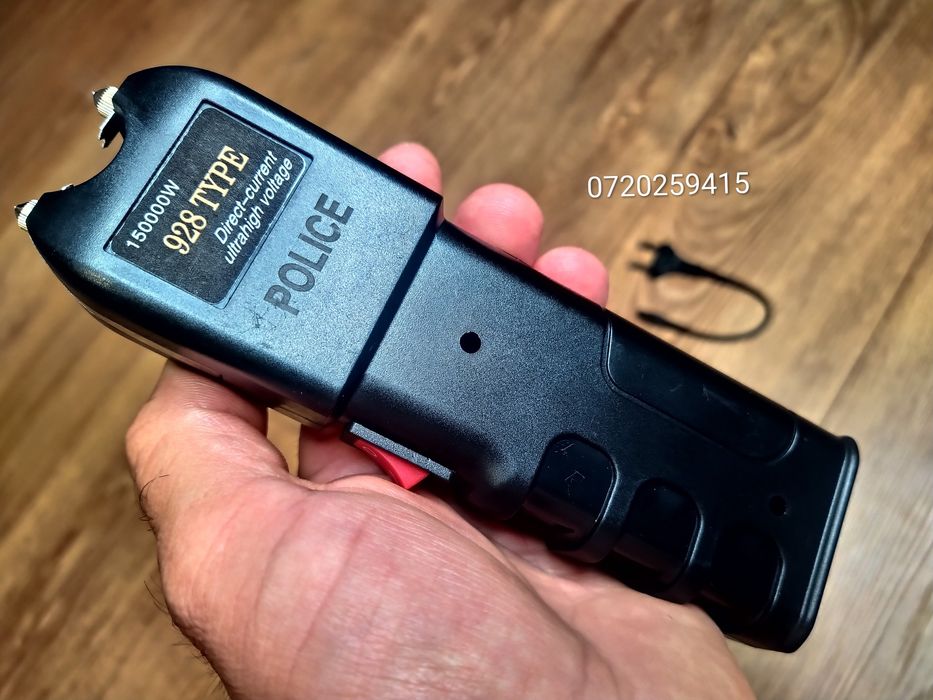Electrosoc Police  Pentru Autoaparare cu Lanterna + Husa TW-928, 150000W