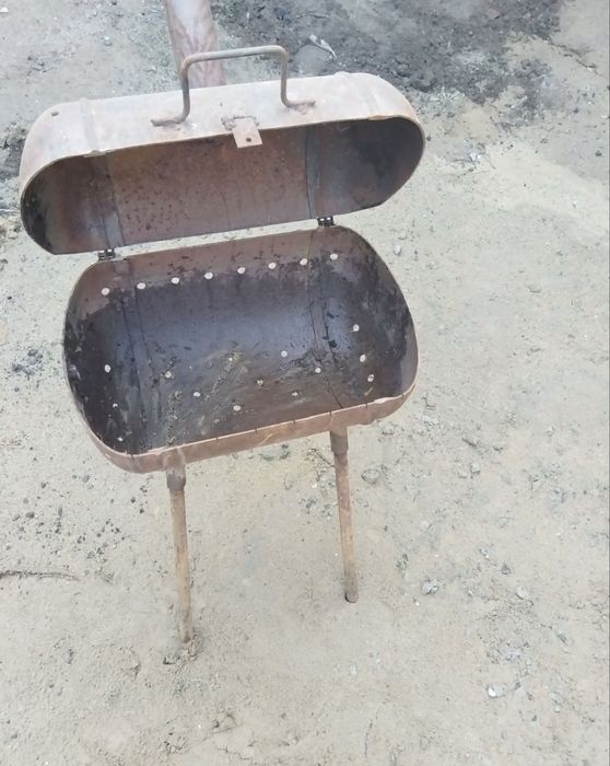 Продам мангал,ножки сборыне