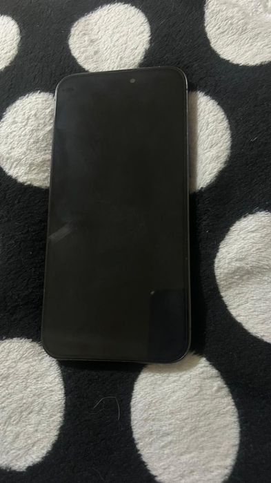 Продаю телефон айфон