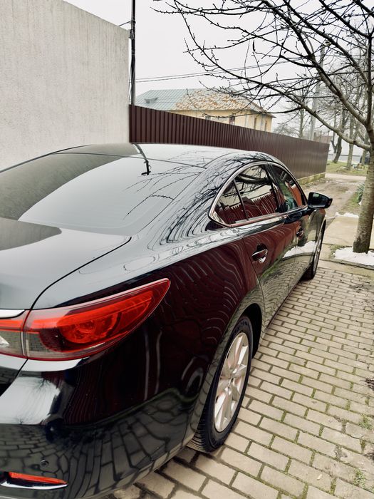 Mazda 6 Limuzină 2.2D Skyactiv 150CP