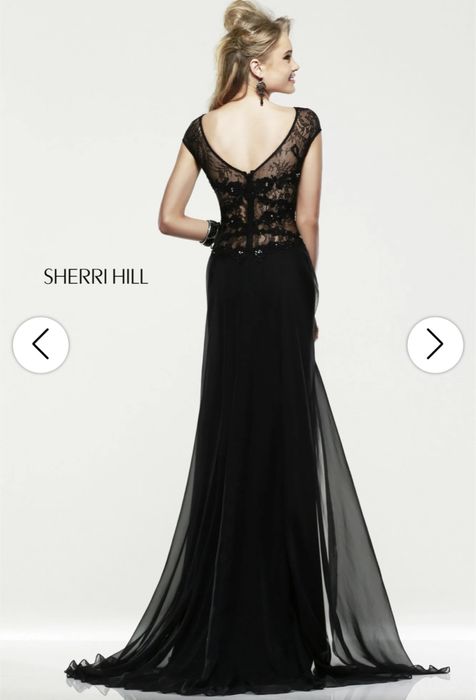 Рокля Sherri Hill