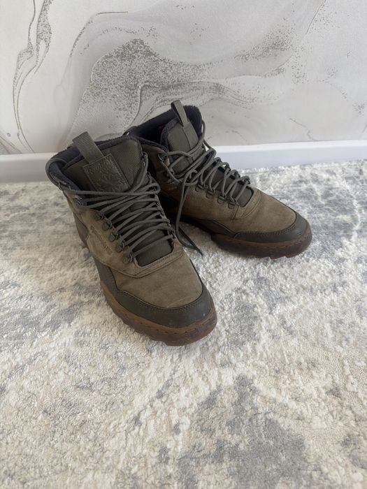 Продам мужские ботинки оригинал reebok