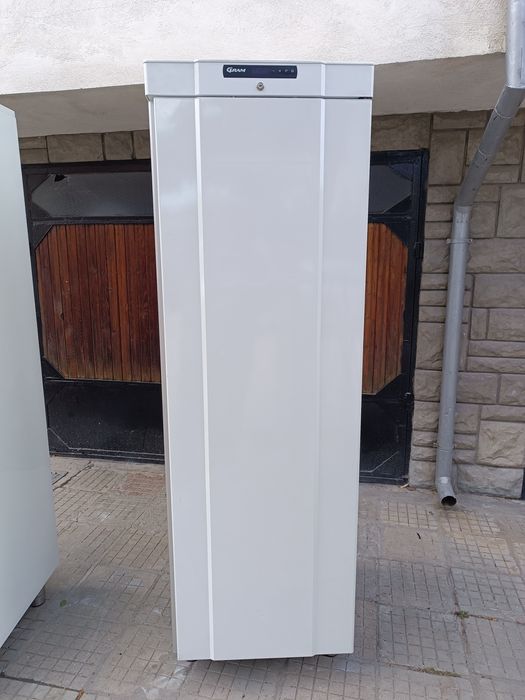 Професионален охладител хладилник Gram