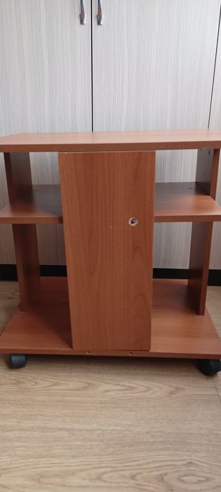 Стойка за телевизор