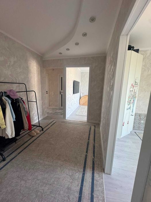 Продам 3 комнатную квартиру