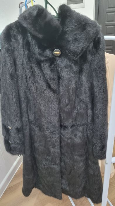 Продам норковую шубу