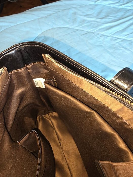 дамска бизнес кожена чанта с отделение за лаптоп S-Zone