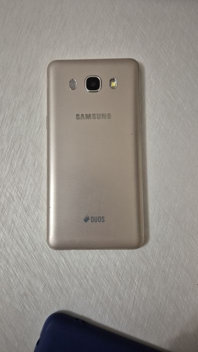 Samsung Galaxy J5