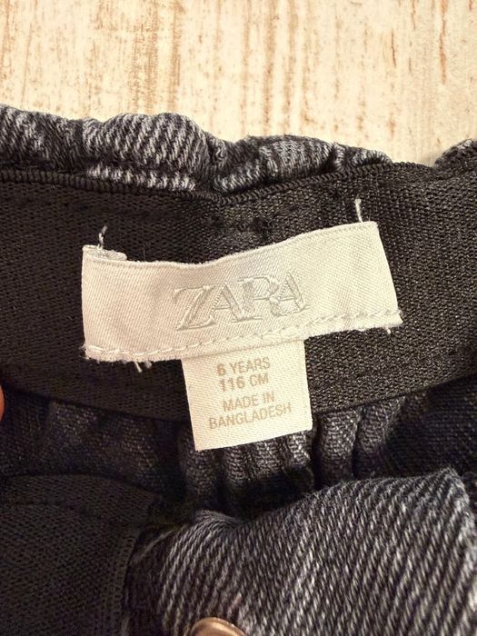 Blugi Zara negri 116 5-6 ani