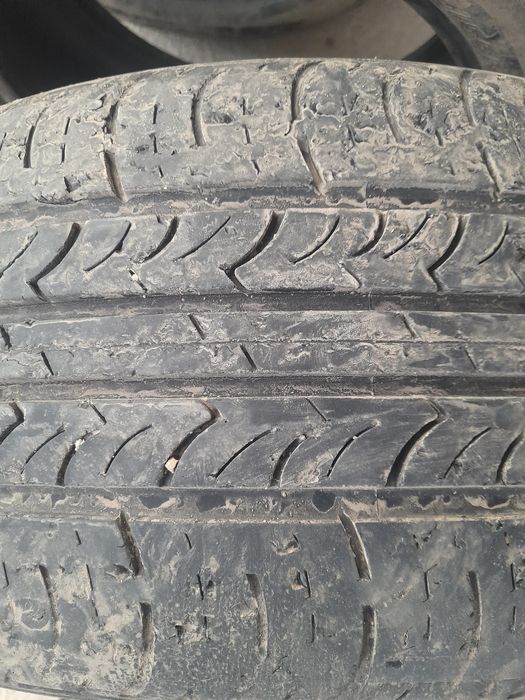 Продам летние шины 215\55\16