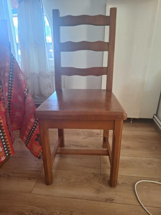 Scaune lemn masiv, tei