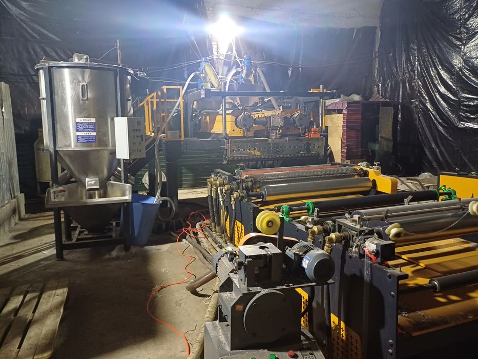 Оборудования по производству пупырки пузырьчаты пленки ,новая