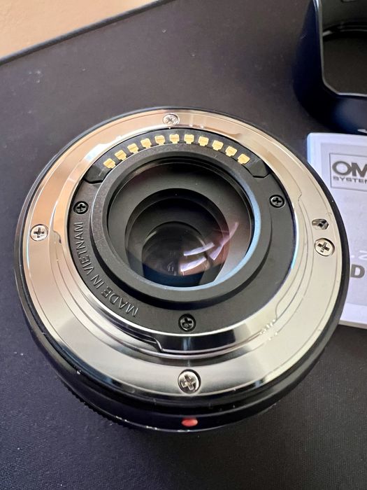 OM System 12-45 F4 Pro