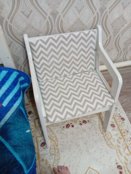 Столик и 2 стула