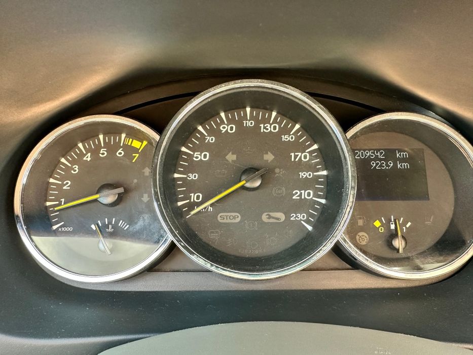 Vând Renault fluence