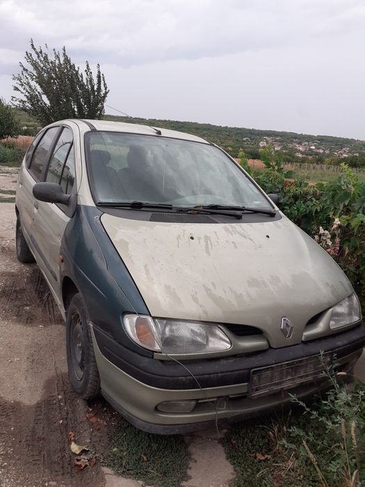 Рено Меган Сценик 1.6 90 к.с на части