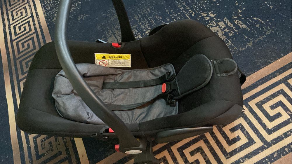 Продам автокресло