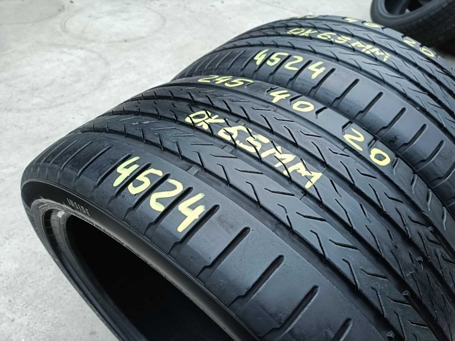 Doua anvelope vara 245 40 20 continental ecocontact 6 cu 6,5 mm 4524