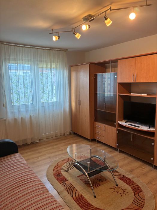 Închiriere apartament 2 camere