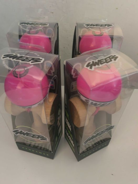 Lichidare stoc kendama sweeets, noi sigilate