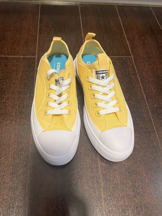 Converse noi marime 38