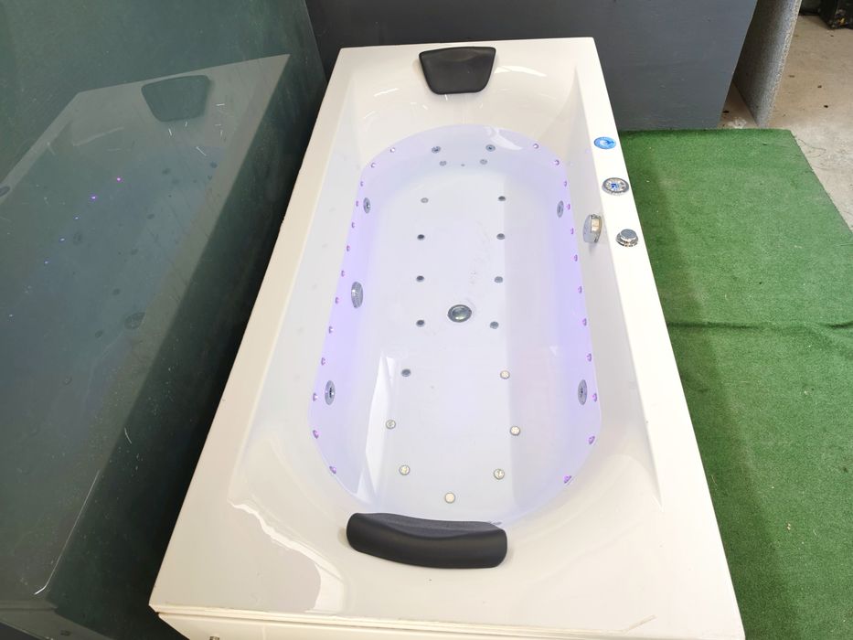 *Spa* Джакузи (Хидромасажна Вана) с Различни Режими на Масаж  1,90х0.90
