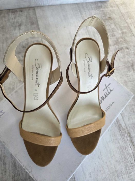 Sandale elegante cu toc pentru femei Benvenuti
