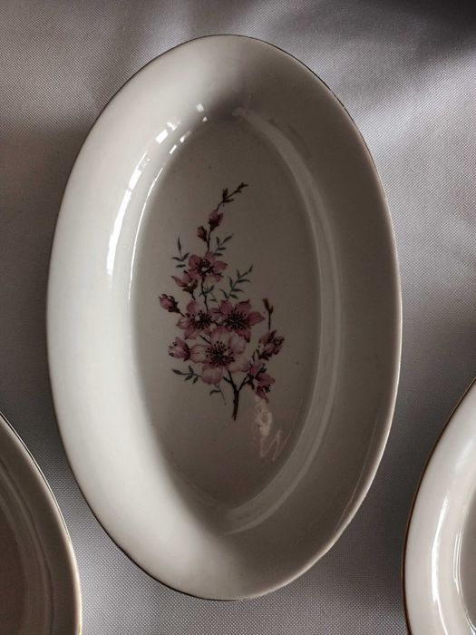 Български порцелан чинии